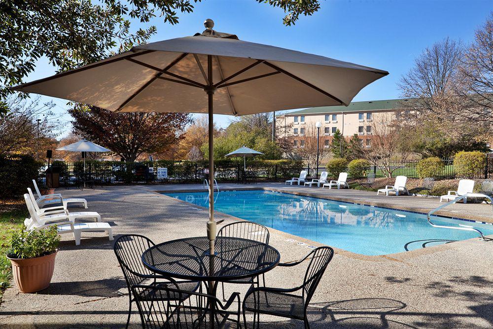 Doubletree By Hilton Winston Salem - University, Nc Létesítmények fotó