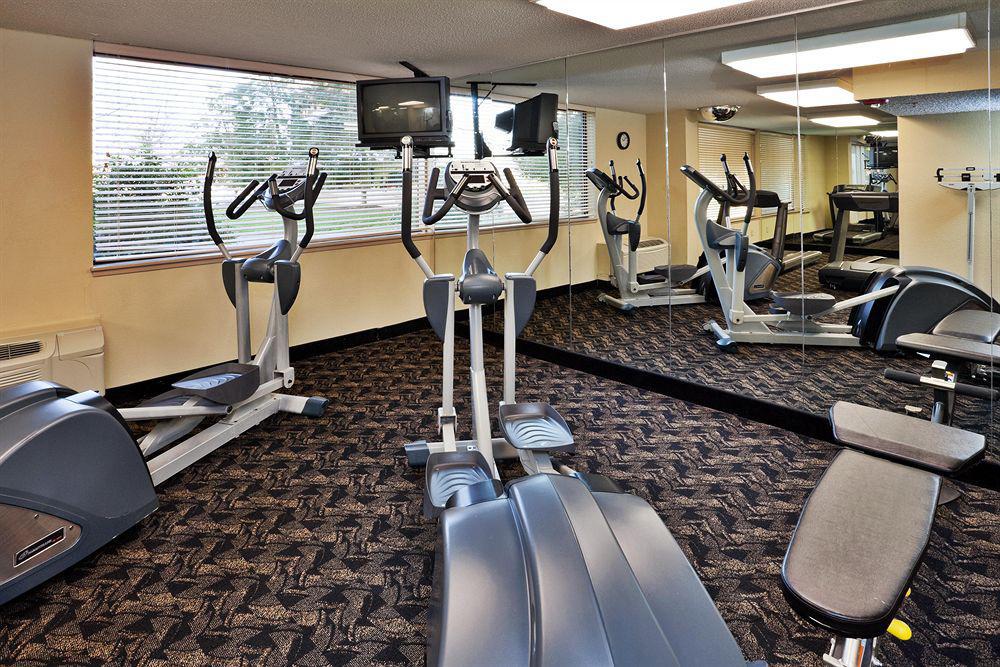 Doubletree By Hilton Winston Salem - University, Nc Létesítmények fotó