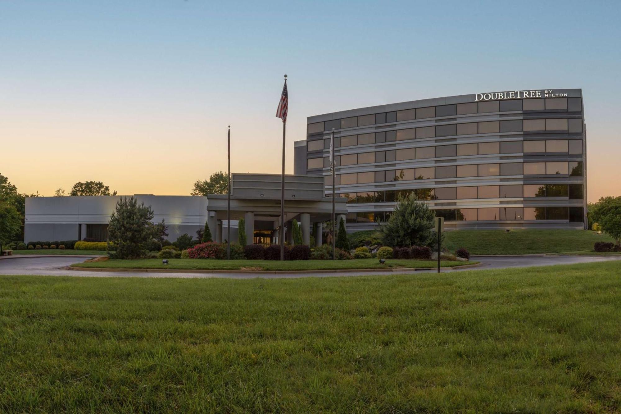 Doubletree By Hilton Winston Salem - University, Nc Kültér fotó