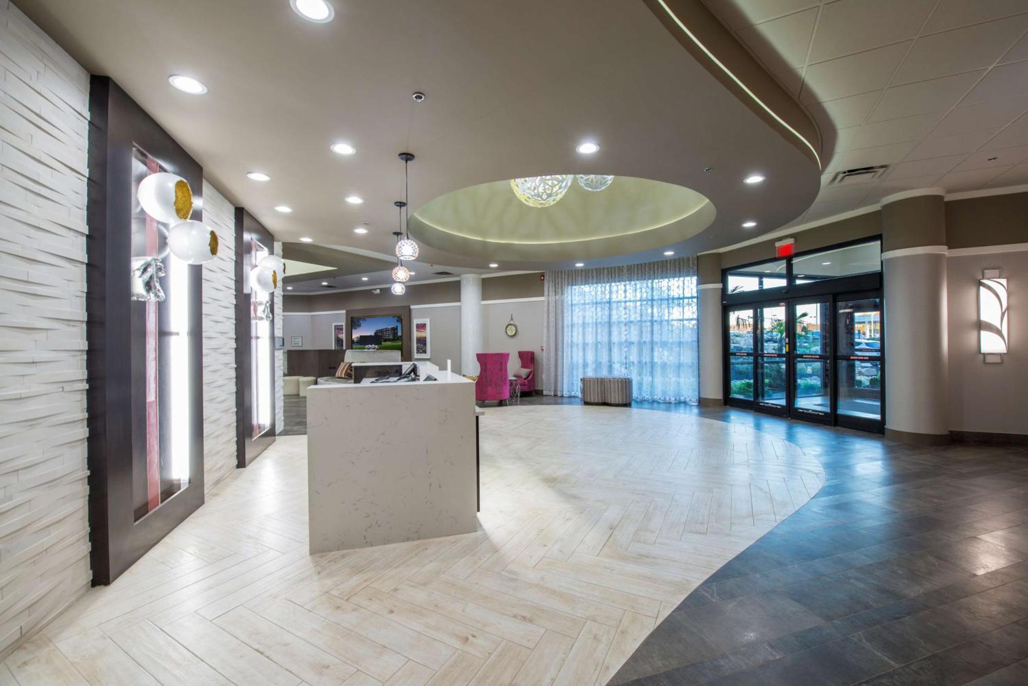 Doubletree By Hilton Winston Salem - University, Nc Kültér fotó
