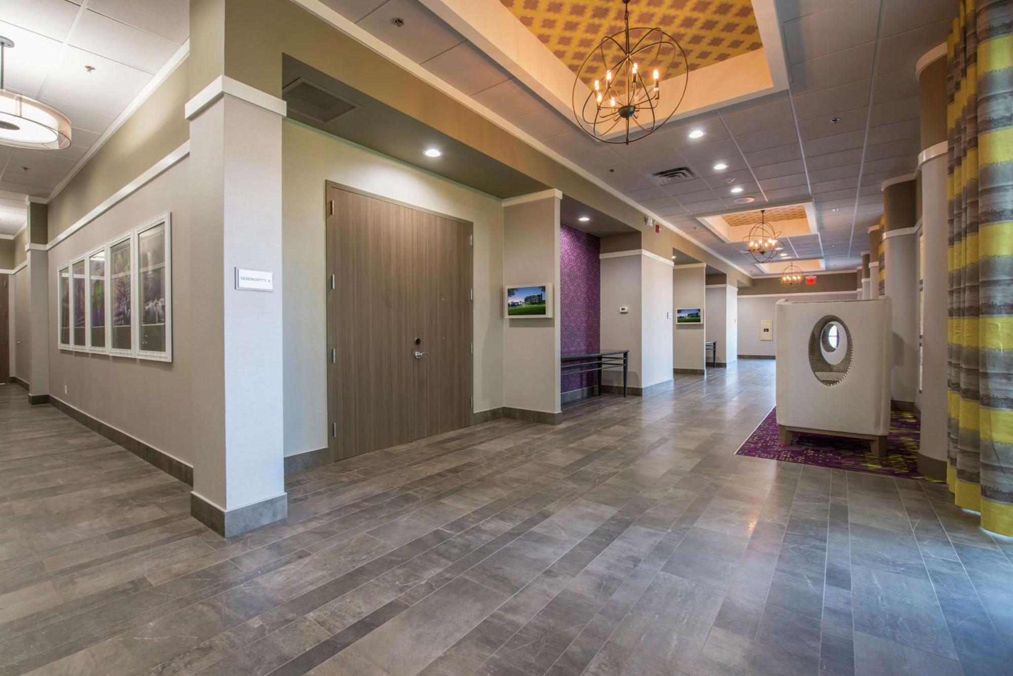 Doubletree By Hilton Winston Salem - University, Nc Kültér fotó