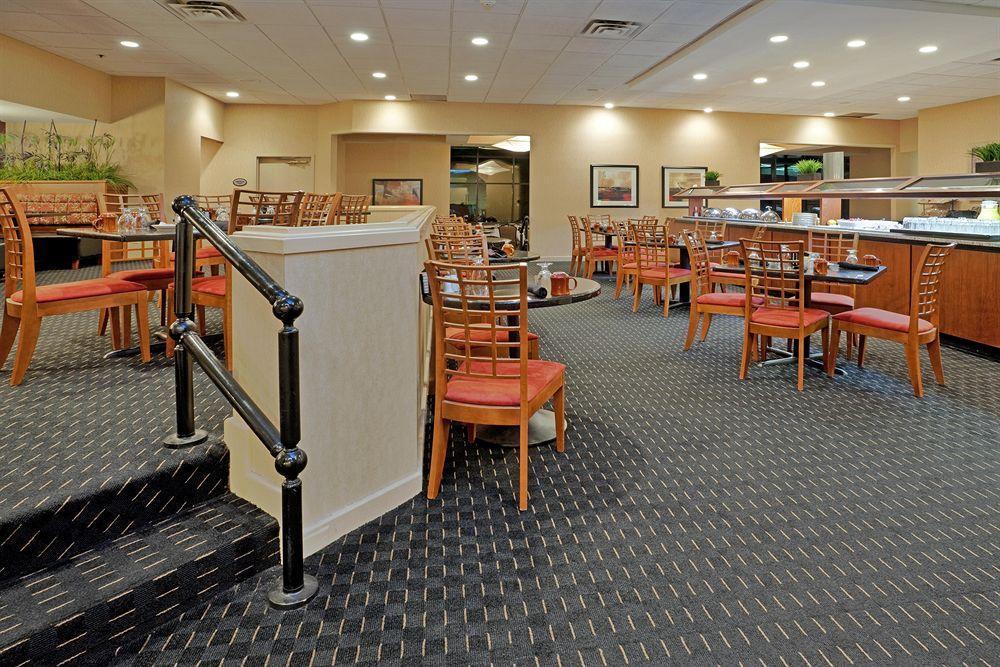 Doubletree By Hilton Winston Salem - University, Nc Étterem fotó